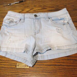 YMI Wanna Betta Butt Jean Shorts Size 9